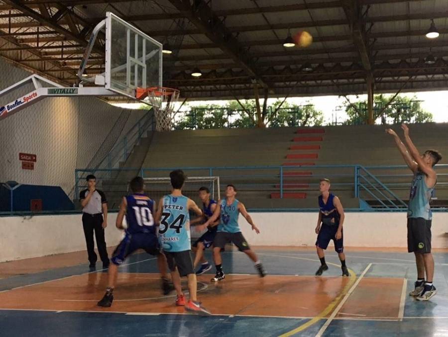 Colégio Espírito Santo - Vamos jogar tchoukball?