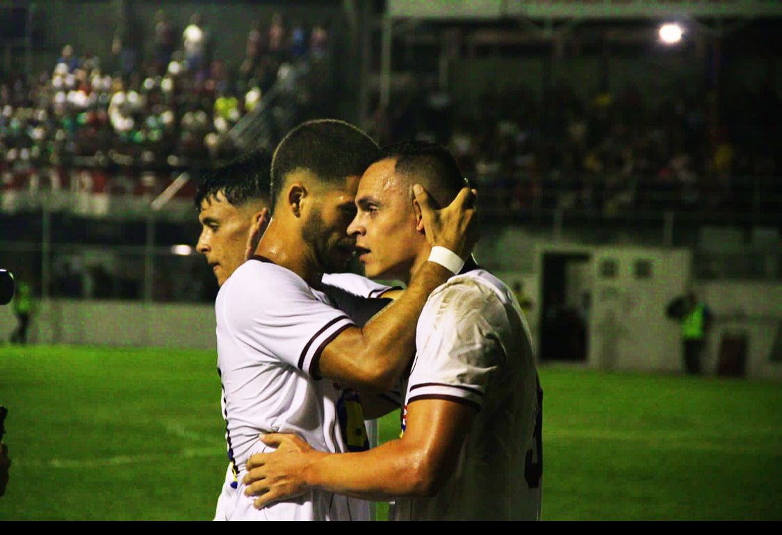 Desportiva vence o clássico contra o Serra em pleno Robertão