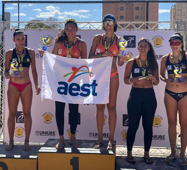 Dupla da AEST fatura o Campeonato Brasileiro Interclubes de vôlei de praia sub-19
