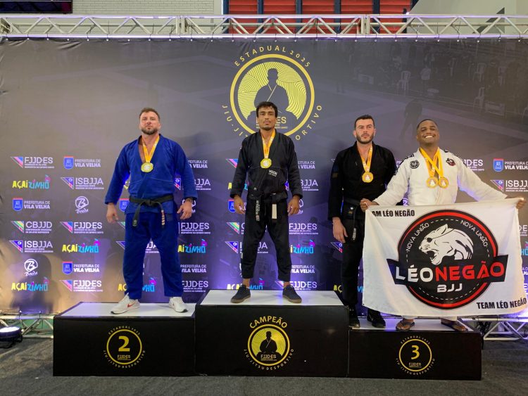 Campeões são premiados na 1ª etapa do Estadual de Jiu-jitsu Desportivo, em Vila Velha