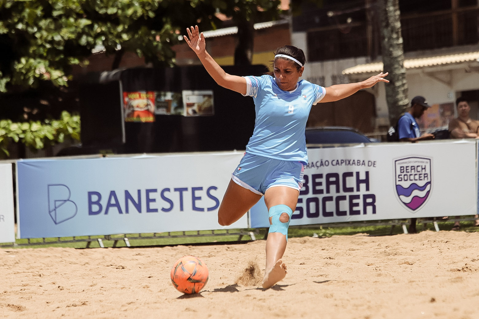 Estadual de Beach Soccer define seus finalistas em meio a muita emoção e goleada!