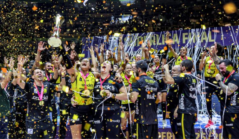 Praia Clube atropela Minas e fatura o tri da Superliga Feminina
