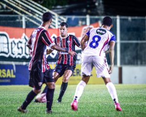 Cobra-Coral vence nos acréscimos e respira na Copa ES