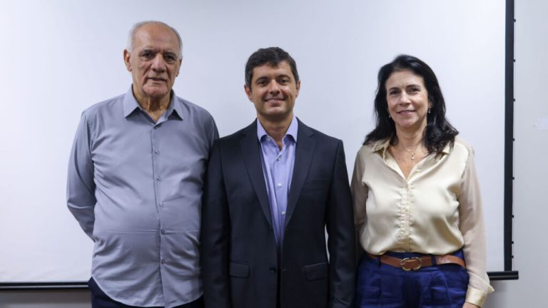 Gustavo Vieira segue no comando da FES por mais quatro anos