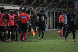 Democrata-GV vence Vitória e capixabas ficam fora do G4 da Série D