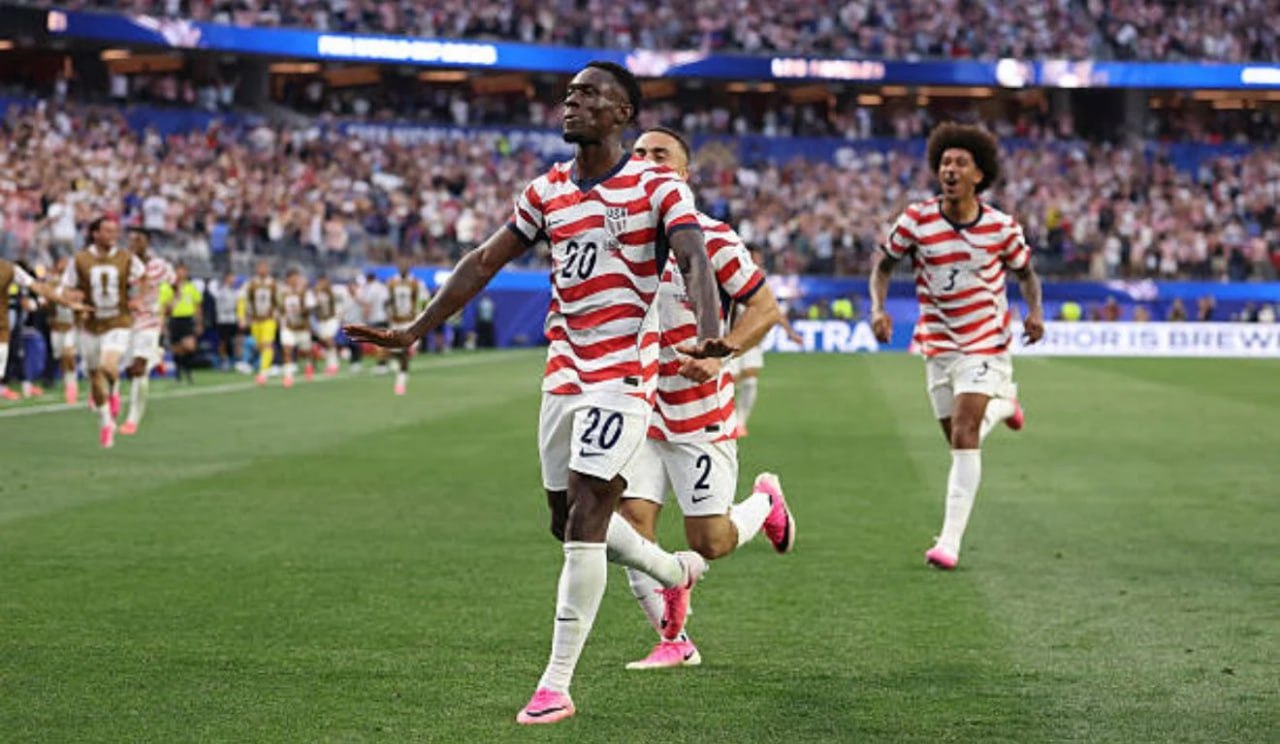 Seleção dos Estados Unidos da America dão show e vencem na estreia contra o Paraguai