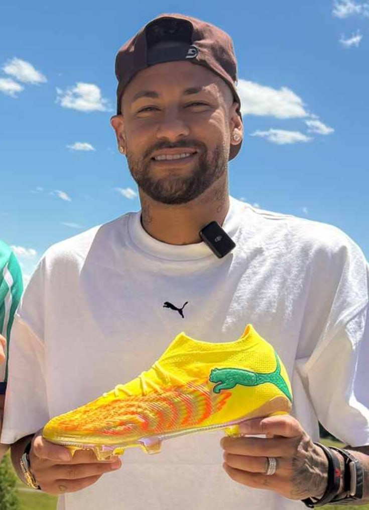 Puma e KidSuper criam chuteira exclusiva para Neymar na Copa