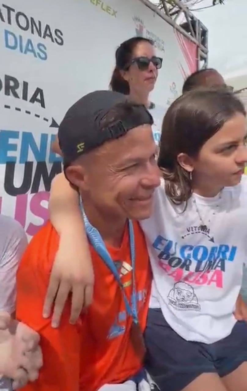 30 maratonas, 30 dias: capixaba Edinho faz história em Camburi