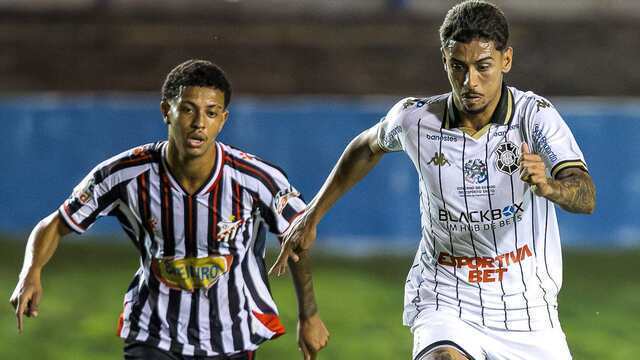 Galo goiano atropela Rio Branco-ES e encaminha título regional