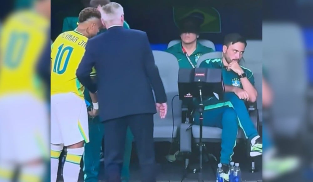 Auxiliar da Seleção desmente polêmica com Neymar em jogo contra Escócia