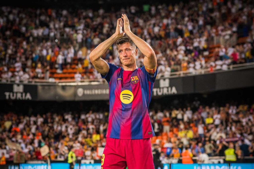Lewandowski troca Barcelona pelo Chicago Fire e vai para MLS