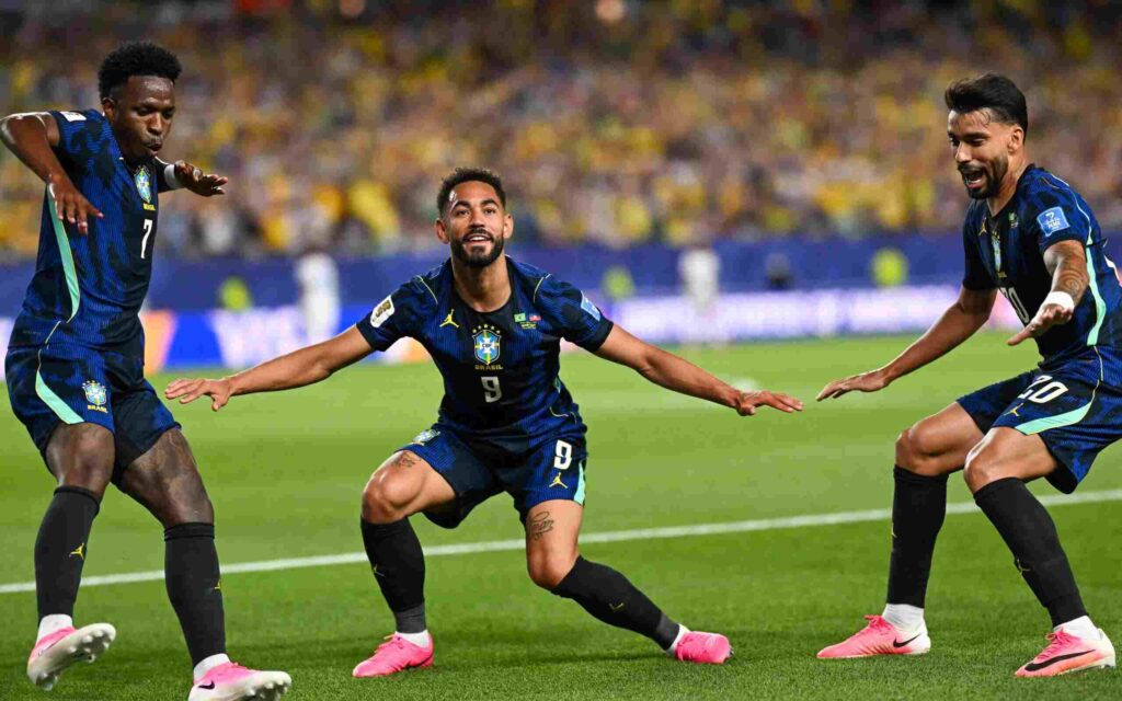 Canarinho busca manter escrita contra o Japão em Houston