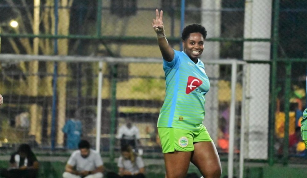 Artilheira Thaís guia Luso Serrano à liderança do Grupo B na Copa das Comunidades