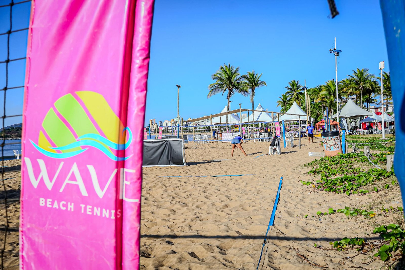 Wave Open agita o beach tennis capixaba com 240 atletas em Vitória