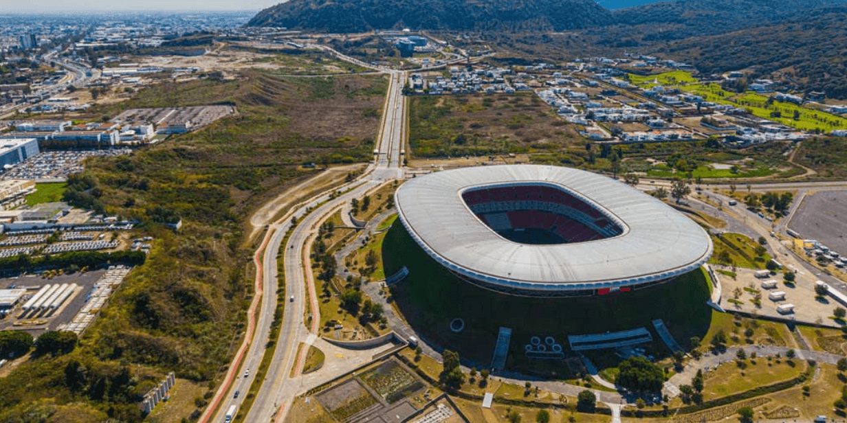 Guadalajara se prepara para terceira Copa com estádio sustentável e Chivas forte