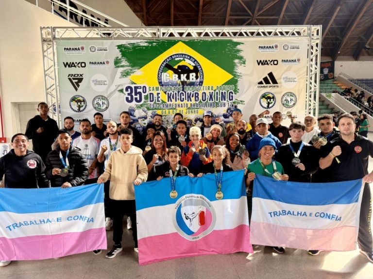 Capixabas faturam 34 medalhas no Brasileiro de Kickboxing
