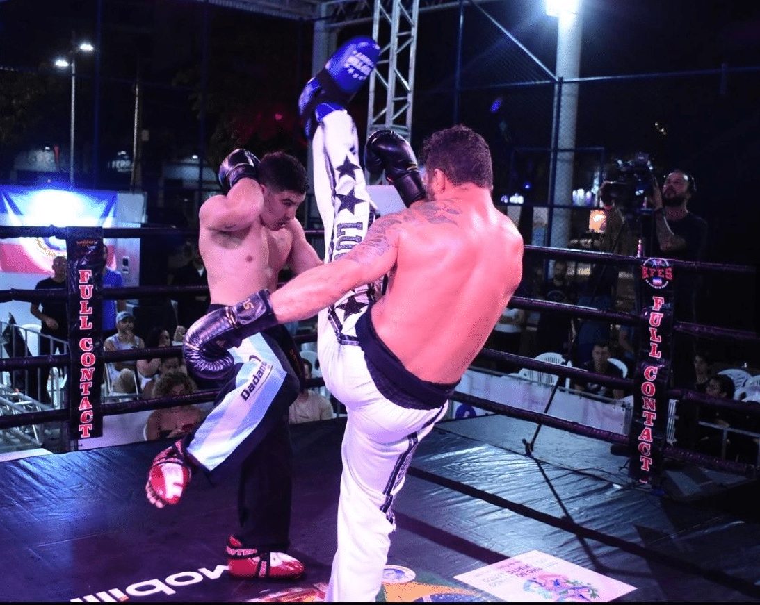 Vitória sedia etapa do Circuito Capixaba de Kickboxing neste sábado