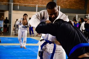 1.200 capixabas no tatame: Circuito Capixaba de Jiu-Jitsu agita Shopping Moxuara