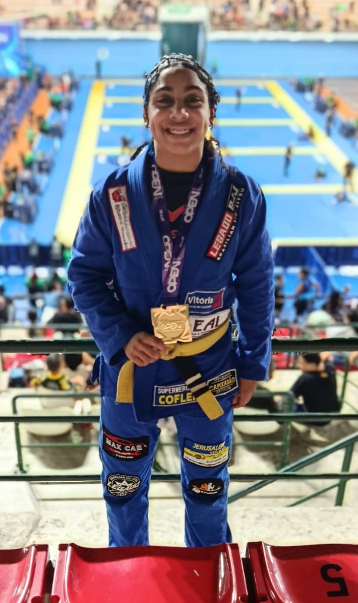Mica, 13 anos e 75 medalhas, disputa três torneios em oito dias 1