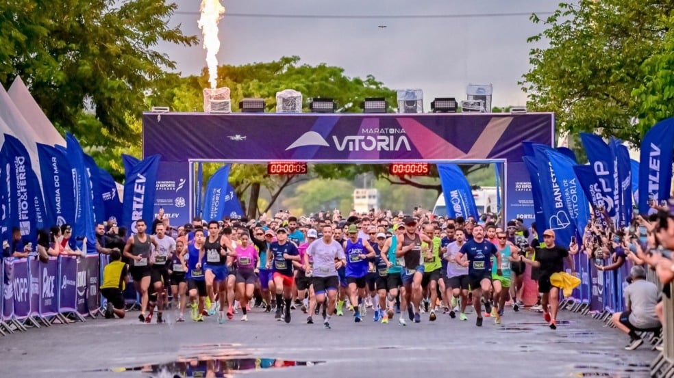 Maratona de Vitória 2026: meia e maratona encerram inscrições com casa cheia