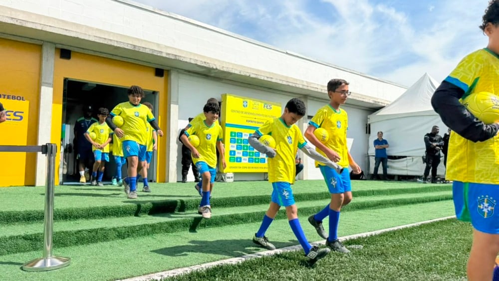 CBF inaugura novo centro de futebol na Serra com nome de ídolo capixaba
