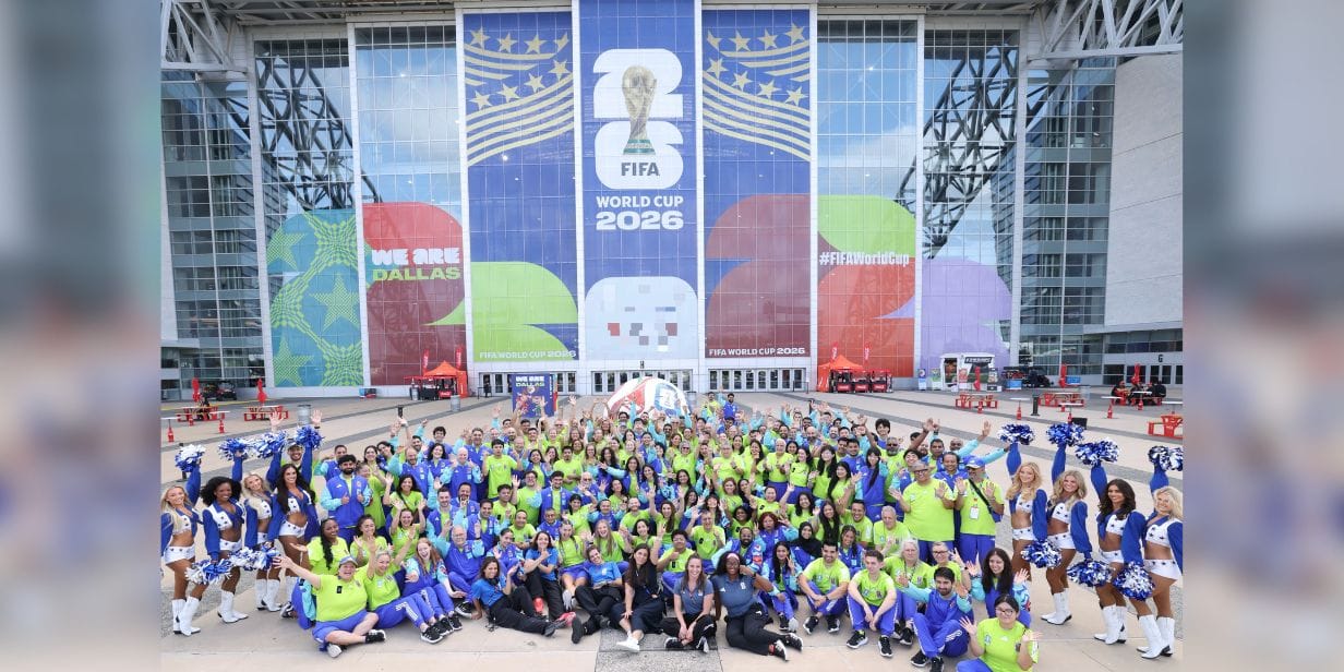 FIFA manda cheerleaders da NFL esconderem marcas na Copa
