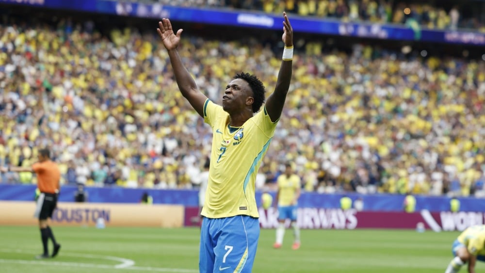Vini Jr. na cola dos artilheiros: craque pode entrar no Top 10 brasileiro