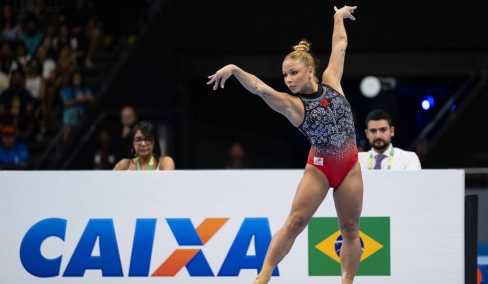 Flavinha é ouro duplo no Brasileiro de Ginástica