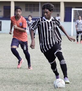 Sub-11 e Sub-13: últimos jogos das semis definem finalistas no ES