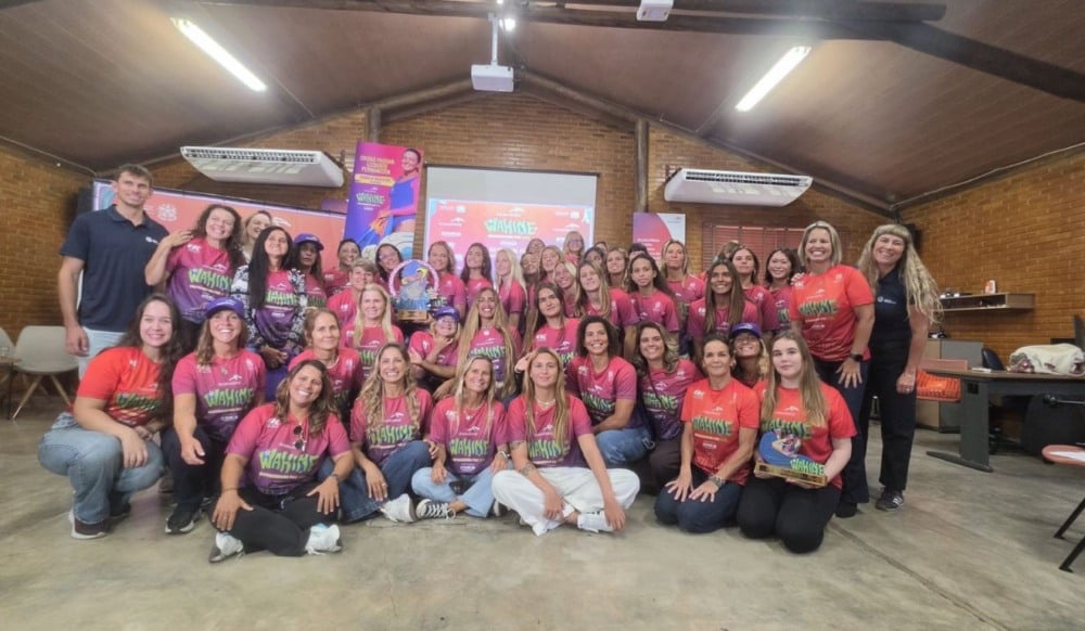 Wahine Pro decide três títulos mundiais e agita Jacaraípe