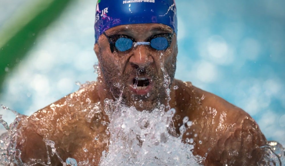 Capixaba João Gomes Jr. fatura prata nos 100m peito em Santa Fé