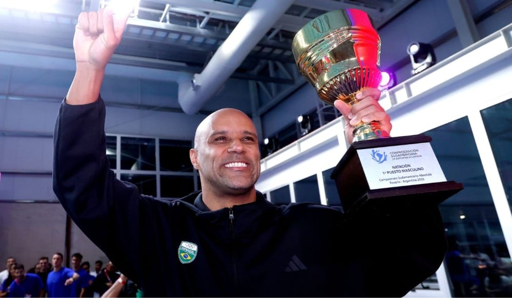 Capixaba João Gomes Jr. brilha na piscina e Brasil passa de 100 medalhas
