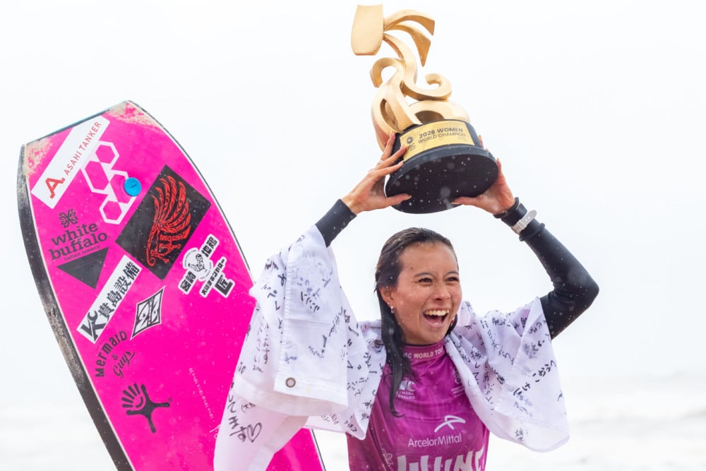 Namika Yamashita leva o mundial de bodyboard em Jacaraípe