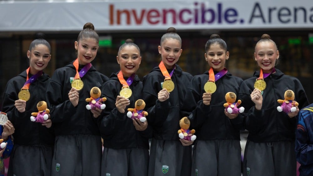 Sofia Madeira brilha e leva ouro no conjunto da ginástica rítmica em Santa Fé