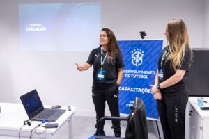 Capixabas na área: 27 profissionais concluem curso de Futebol Feminino no ES