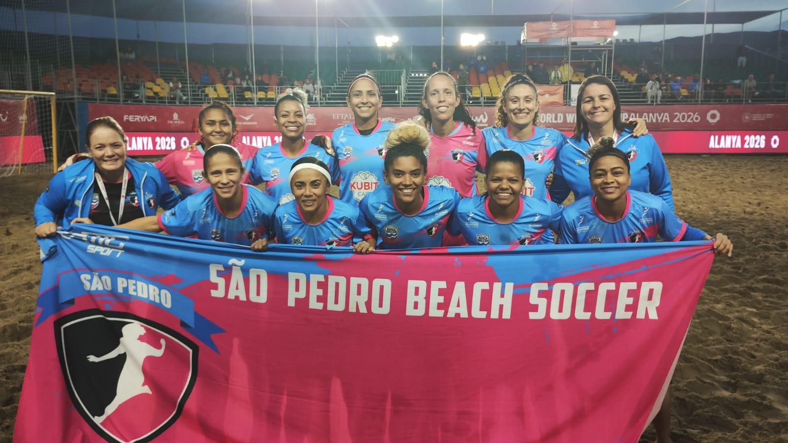São Pedro carimba vaga nas quartas do Mundial de Areia e mira o Japão